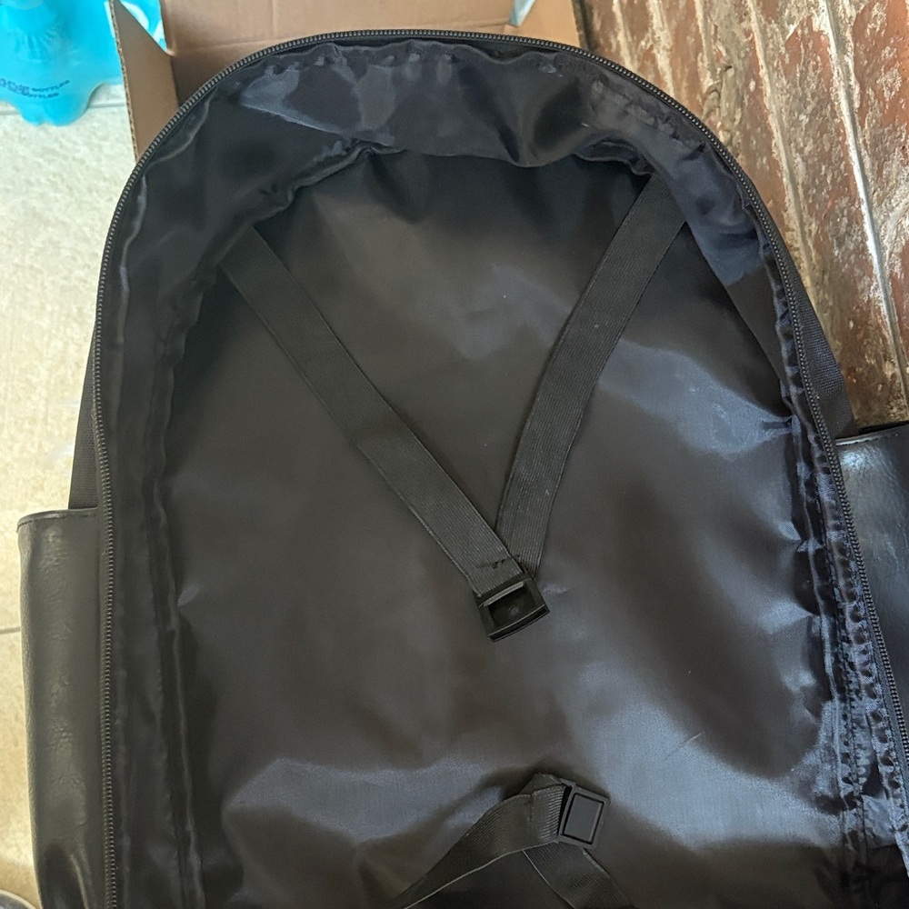 BEIS Black Backpack - Picture 6 of 12
